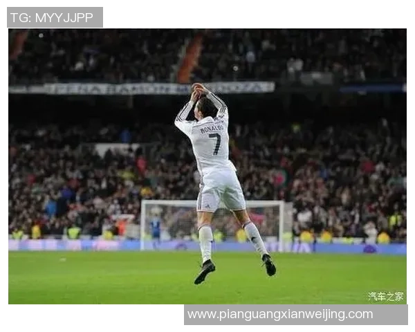 摇头足球明星车摆件让你的爱车更具个性与活力