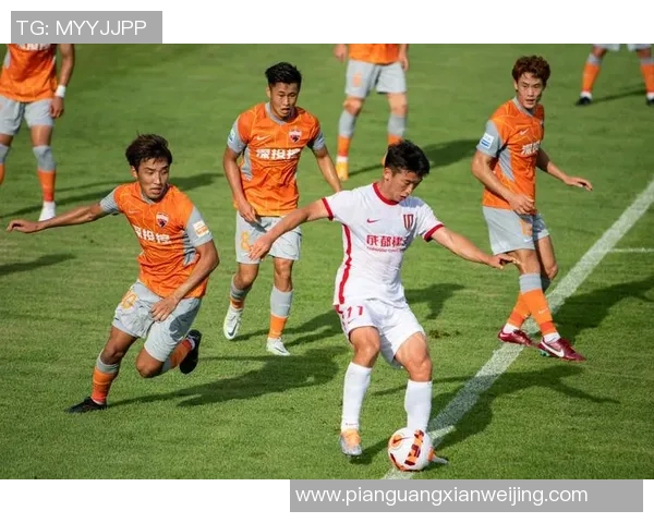 深圳足球队在足球耐力排行榜中荣登第十名展现出色竞技状态与团队实力 深圳足球队在足球耐力排行榜中荣登第十名展现出色竞技状态与团队实力