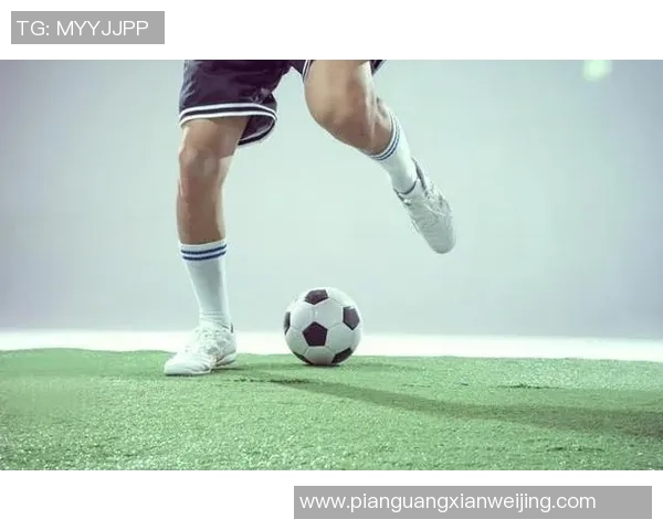 足球明星小腿特别粗的秘密揭秘与训练方法分享 足球明星小腿特别粗的秘密揭秘与训练方法分享